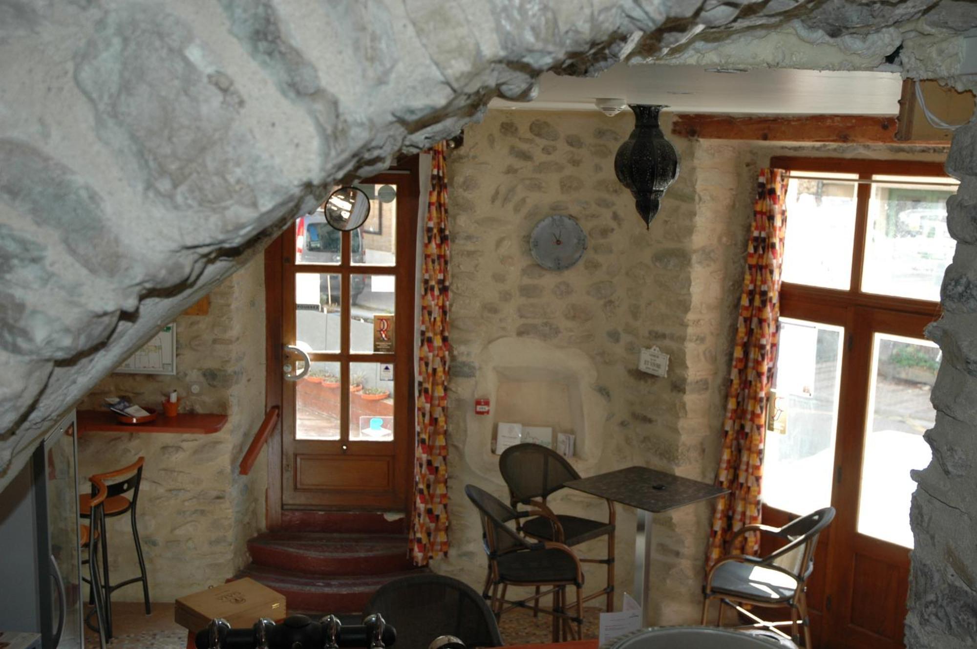 Le Dauphine Hotel Chatillon-en-Diois Exterior photo
