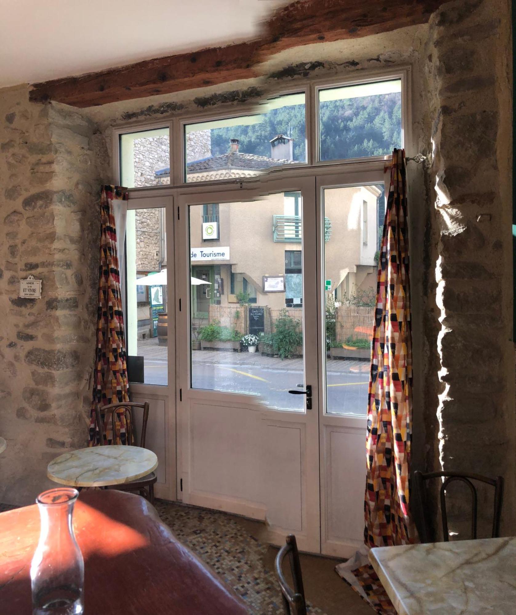 Le Dauphine Hotel Chatillon-en-Diois Exterior photo
